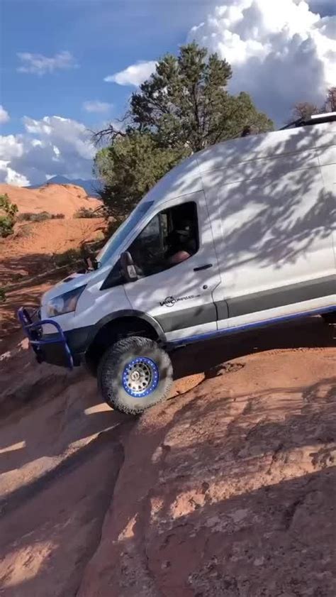 Rental Vans for Everyone Ready for the Road [Video] | Motorhome rentals ...