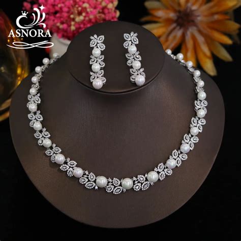 Elegant Shiny Cubic Zirconia Big Pearl Necklace Bridesmaid Gift Luxury