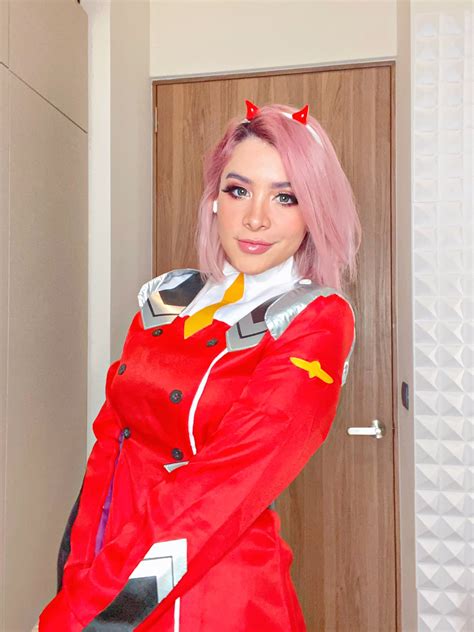 MachikaYT 🌸 on Twitter: "Aprovechando el cabello rosa 💖 https://t.co