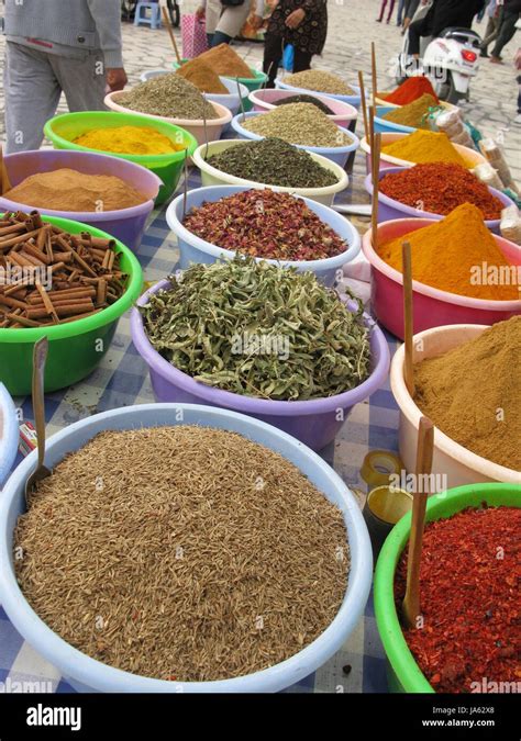 spices on a tunisian market Stock Photo - Alamy