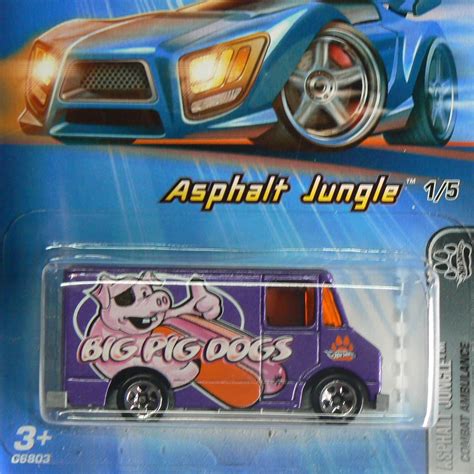 Amazon Hot Wheels Asphalt Jungle 081 Combat Ambulance Toys Games