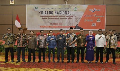 Menaker Dan Gubernur Sumbar Bahas Prospek Ekonomi Dalam Dialog Nasional