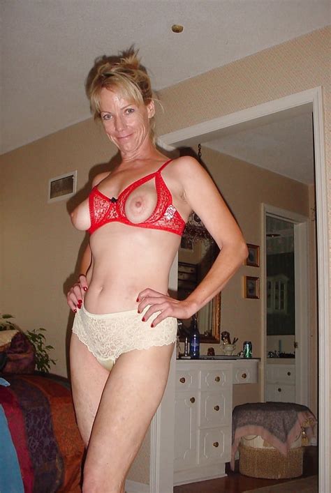 Real Cheap Swinging Grannies And Matures Porn Pictures XXX Photos Sex