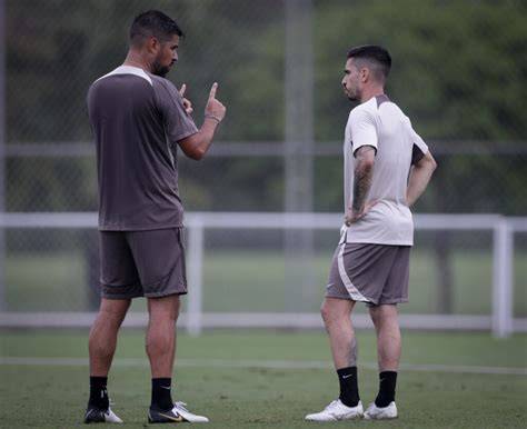 Veja Fotos Do Treino Do Corinthians Nesta Ter A Feira Gazeta Esportiva