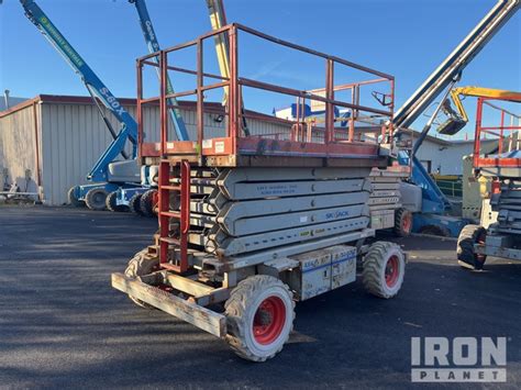 Skyjack Sj Dual Fuel X Scissor Lift In St Charles Illinois