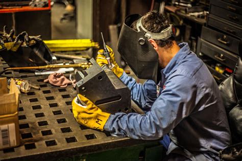 offloading partner factory support superior die tool machine