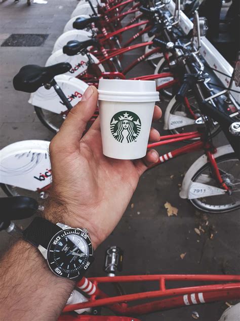 Automated tipping systems will soon boost the starbucks coffee salary 17