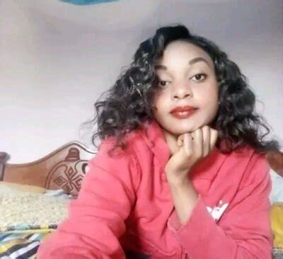 Modelka Sweetngina na kameře živá sex show a chat zdarma Stripchat