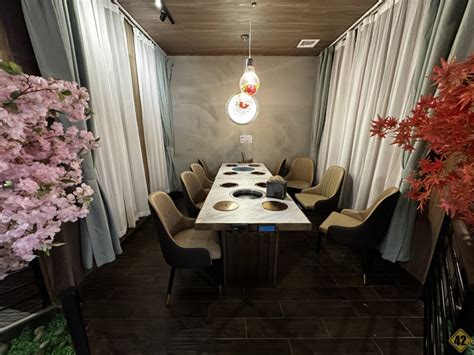 Chu Shang Hot Pot And BBQ Cherry Hill Offers Innovative Dining Room Features Freeway