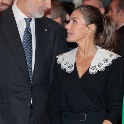 Los Reyes Felipe Y Letizia Muy Cómplices En La Inauguración De Fitur