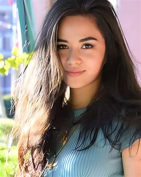 Scarlett Alexis (Model) Wiki, Age, Net Worth, Husband, Family, Videos & Photos