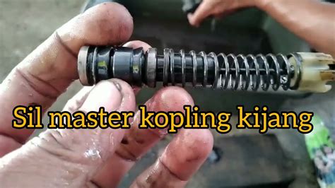 Ganti Sil Master Kopling Atas Kijang YouTube