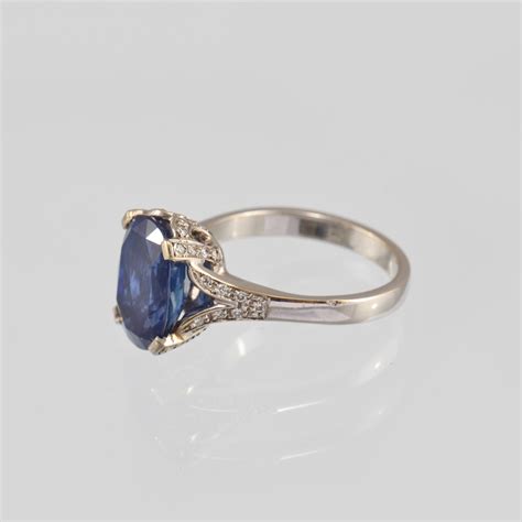 Ring K Vitguld Med Safir Ca Ct Samt Briljantslipade Diamanter