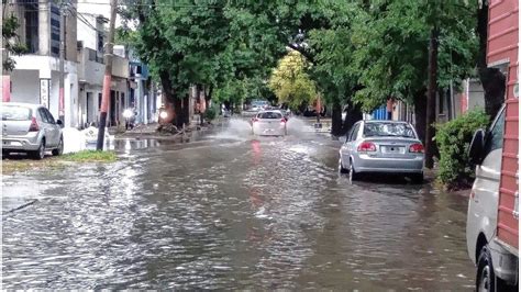 Fuertes Lluvias En Rosario Con Granizo Rboles Ca Dos Y Calles