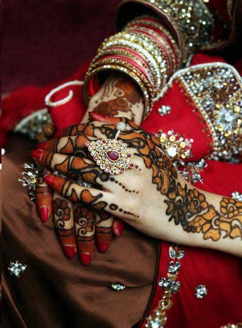 latest mehndi updated designs fashion point