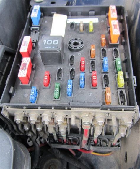 Fuse Box Diagram Volkswagen Passat B7 And Relay With Assignment And