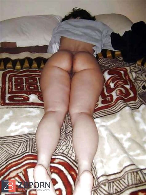 Lovely Arab Backside ZB Porn