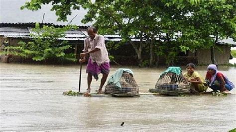 Assam Floods असम में बाढ़ से हाहाकार पिछले 24 घंटे में 9 लोगों की गई