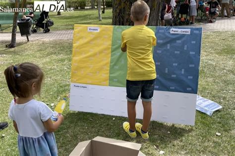 Un Centenar De Niños Participan En Los Juegos Y Talleres Para Fomentar