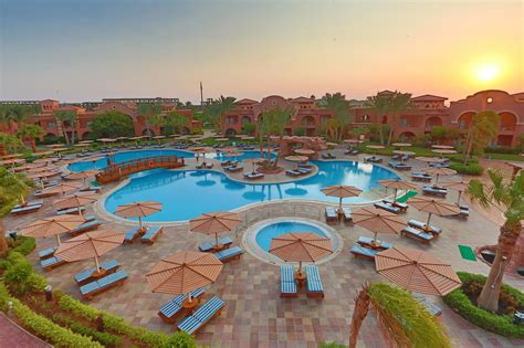 Charmillion Gardens Aqua Park Resort Gallery