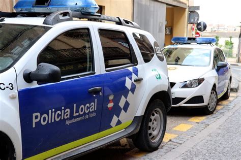 Un Conductor Septuplica La Taxa Dalcohol Mia I Xoca Contra Un Cotxe