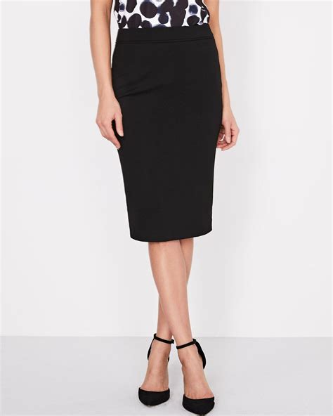 Everyday Stretch Pencil Skirt Rwandco