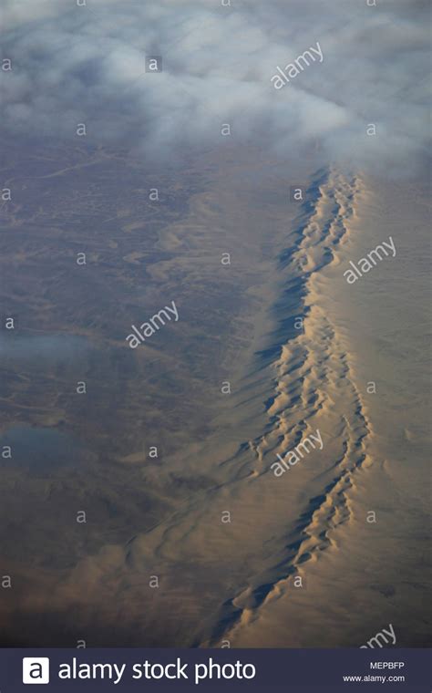 Sand Dunes in the Sahara Desert Stock Photo - Alamy