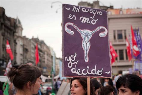 Autonomía Y Derechos Reproductivos De La Mujer Proceso Gestacional Y