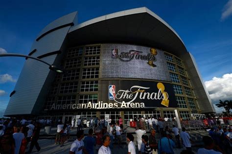 Arena Tour General Exterior Views Of All 29 Nba Arenas Photo Gallery