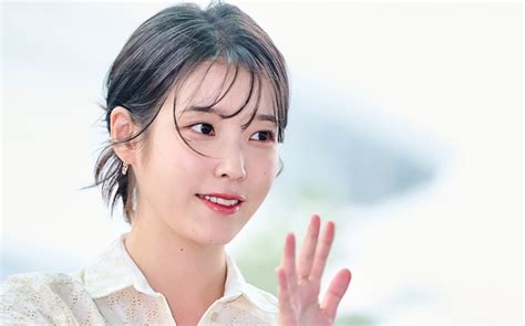 아이유 폭우 피해 복구 위해 기부 동참1억원 쾌척 네이트 연예