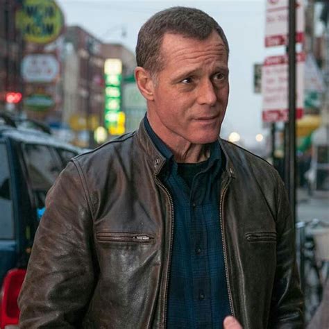 Pin By Pearl Burrows On Jason Beghe Sergeant Hank Voigt Chicago Pd