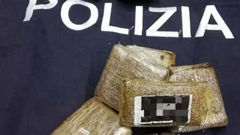 Hashish E Cocaina In Auto Arrestato Quarantasettenne Di Castel San Pietro