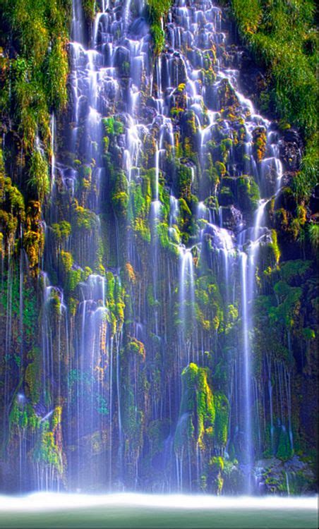 Mossbrae Falls Located In Shasta Retreat Dunsmuir Just South Of Mt