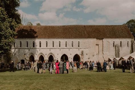 Un mariage chic à l Abbaye Notre Dame de Fontaine Guérard