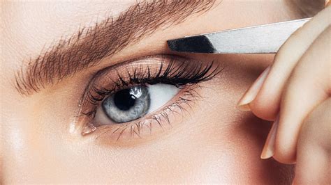 Eyebrow Tweezer Hack For Perfect Brows Glamour Uk