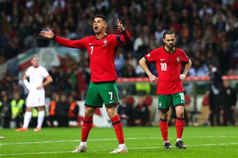 Cristiano Ronaldo faz 2 e Portugal goleia a Polônia por 5 a 1