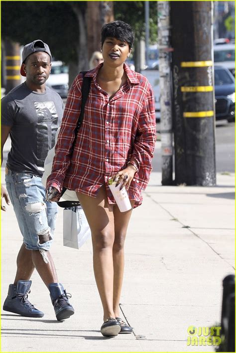 Jennifer Hudson Shows Off Her Oversized Plaid Shirt And Chill Inducing