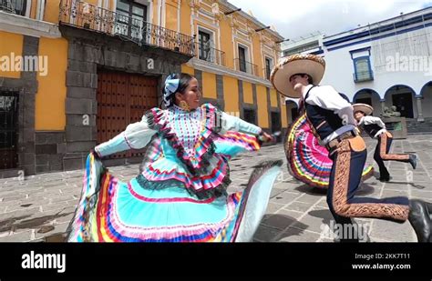 Mexican Folk Dance Mexican Dancers Downtown Puebla Jarabe Tapatio