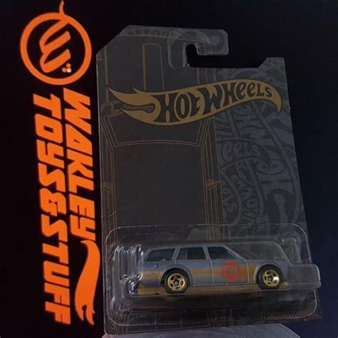 Hot Wheels 51st Anniversary ‘71 Datsun 510 Wagon Shopee Malaysia