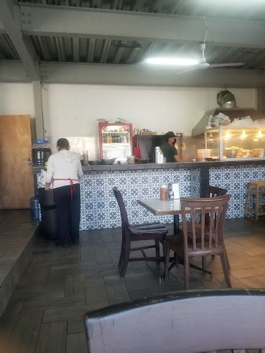 Restaurante Tacos Y Tortas El Tio Pepe Libertad En Tijuana