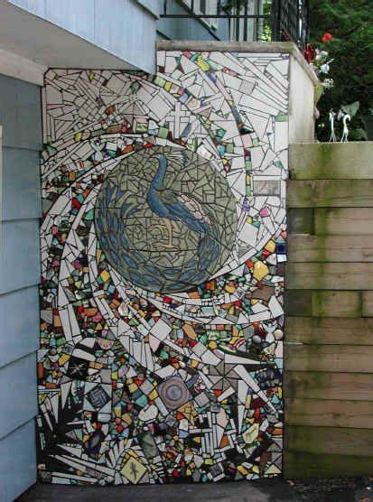 Outdoor mosaic tile project | Mosaic art, Mosaic garden art, Mosaic tiles