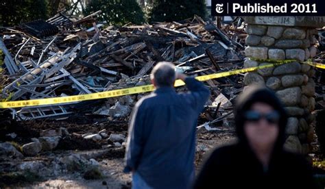 After Fatal Fire In Stamford A House Is Demolished The New York Times