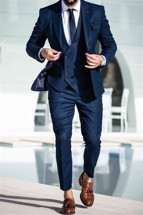 Classic Luxurious Men Suits Wedding Suits Piece Groom Wear Navy