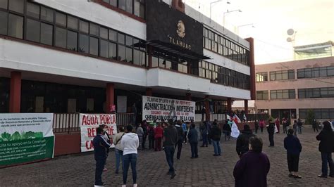 Raymundo Martínez Vite Alcalde de Tláhuac ignora falta de agua durante