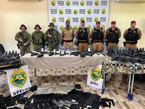 Polic A Militar De Paran Incaut Cargamento De Armas Que Iba De