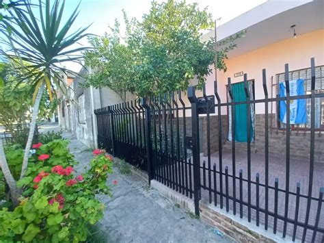 Casa Venta Ambientes A Os Cochera M Fardman Isidro