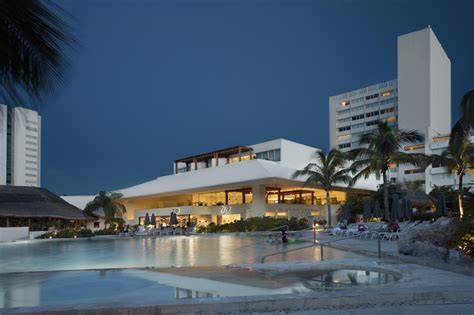 InterContinental Presidente Cancun Resort | Book Your Dream Self ...