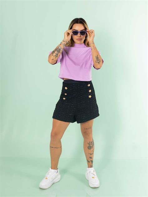 Tshirteria Cropped Gola Alta Lilás