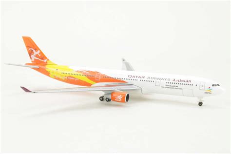 Airbus A330 300 Qatar Airways Asian Games Orange A7 AED Herpa 507523