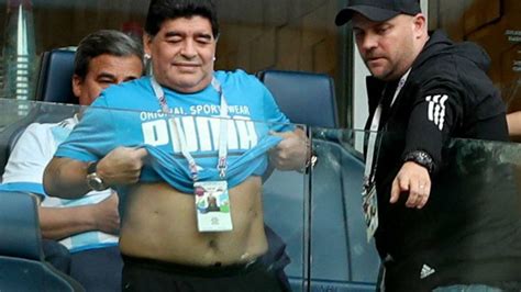 El Show De Maradona En Nigeria Argentina Se Quedó Dormido As Colombia